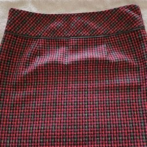 EUC LOFT SKIRT
